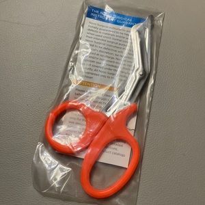 Utility scissors new bandage scissors